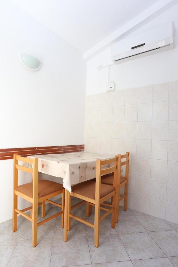 Apartments By The Sea Slatine, Ciovo - 14541 Exterior foto