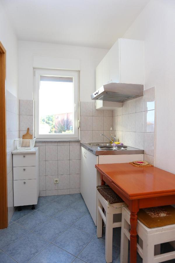Apartments By The Sea Slatine, Ciovo - 14541 Exterior foto