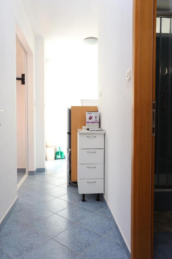 Apartments By The Sea Slatine, Ciovo - 14541 Exterior foto
