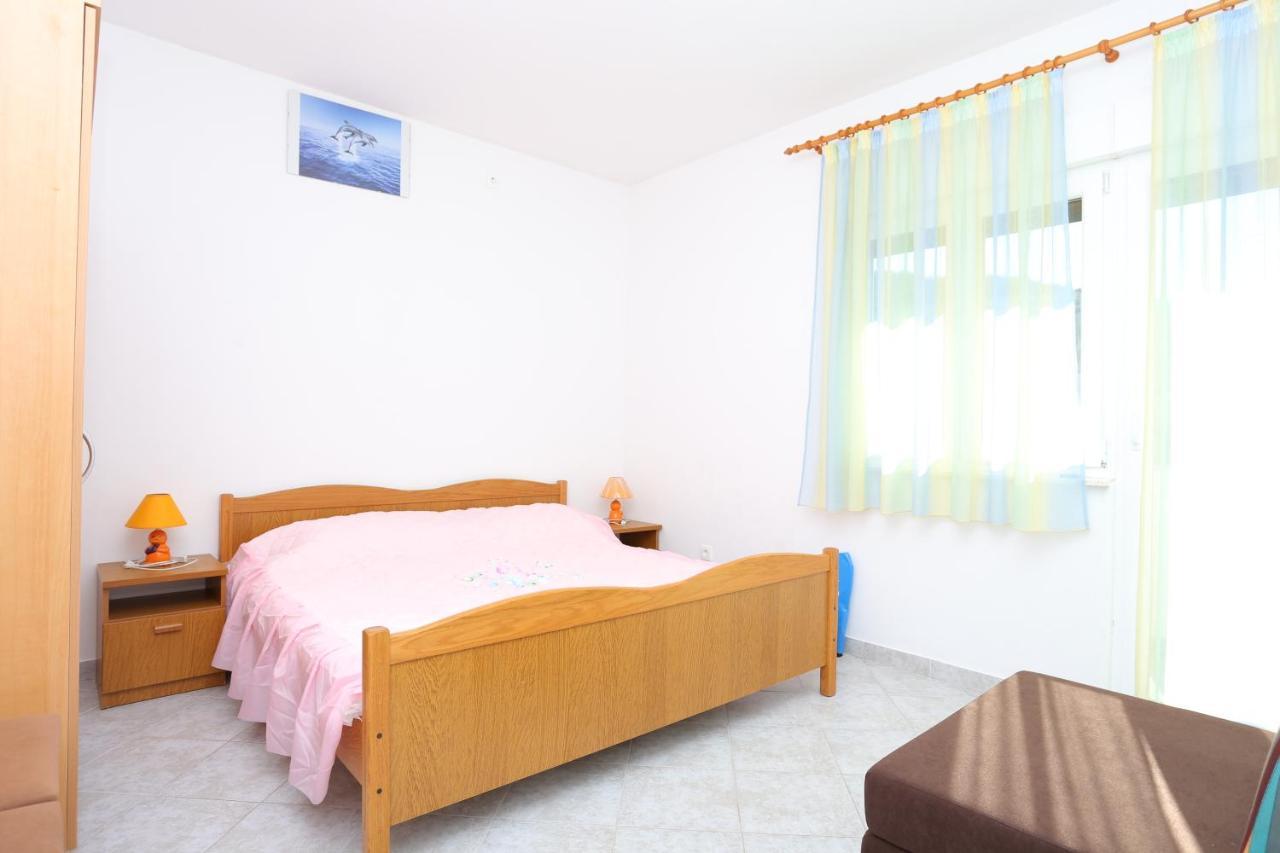 Apartments By The Sea Slatine, Ciovo - 14541 Exterior foto