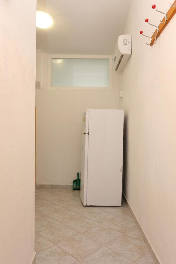 Apartments By The Sea Slatine, Ciovo - 14541 Exterior foto