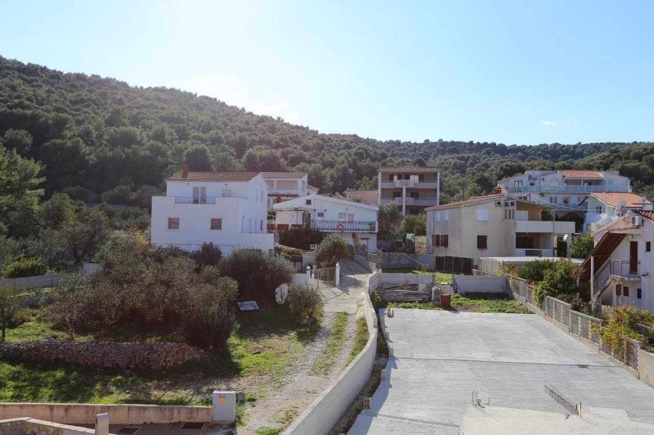 Apartments By The Sea Slatine, Ciovo - 14541 Exterior foto
